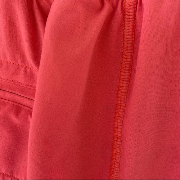 Lululemon Hotty Hot Shorts in Flash Light Neon Pink *Rare* - Picture 8 of 11
